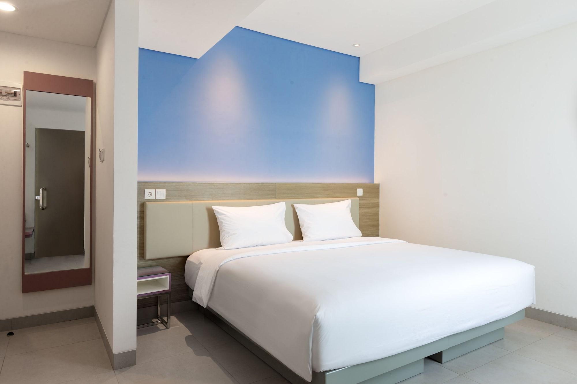 Amaris Hotel Slipi Jakarta Exterior photo